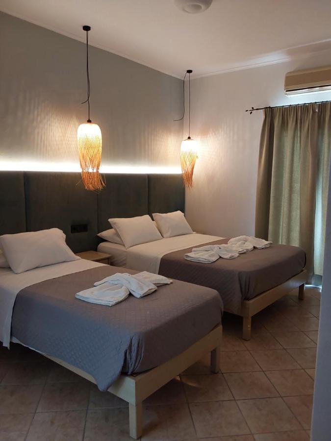 Ninos On The Beach Hotel Roda  Exteriér fotografie