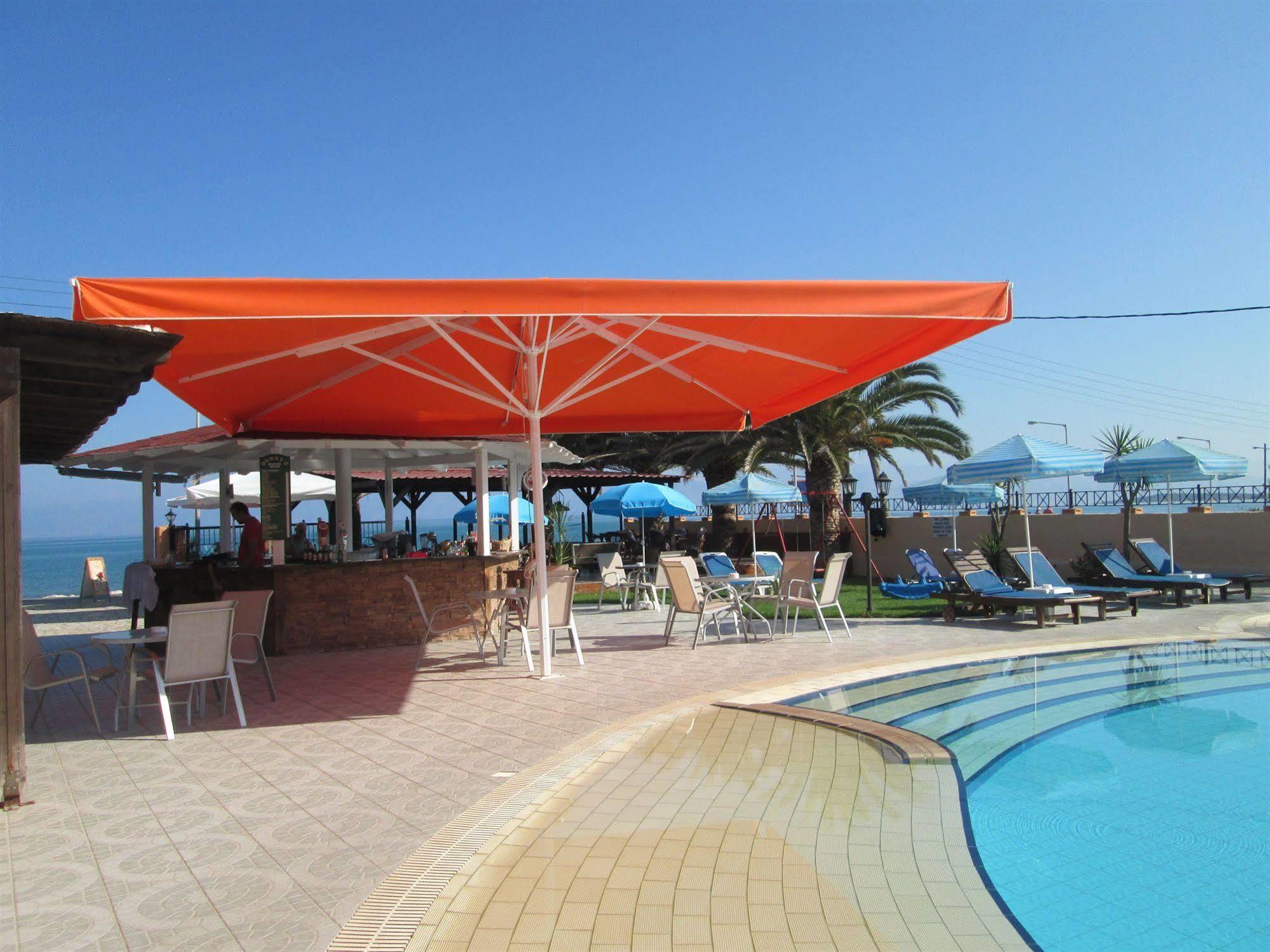 Ninos On The Beach Hotel Roda  Exteriér fotografie